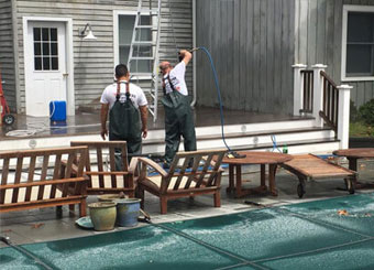Deck Cleaners Long Island